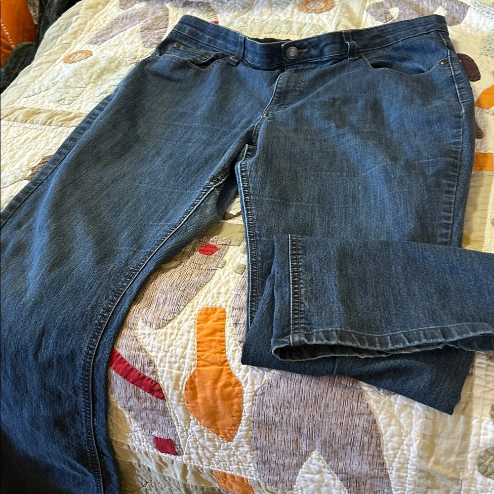Women Classic Blue Denim Jeans - Picture 2 of 3